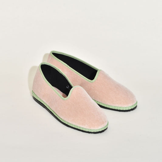 Friulane classique - Velours rose pastel I ganse vert