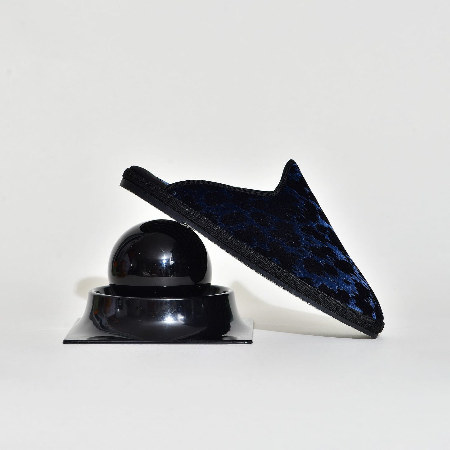 Friulane Sabot - Velours Bleu Impression Panthère Noir