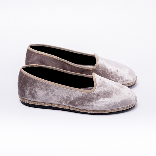 Friulane - Silky Velvet Iridescent Light Grey | Light Grey Braid 