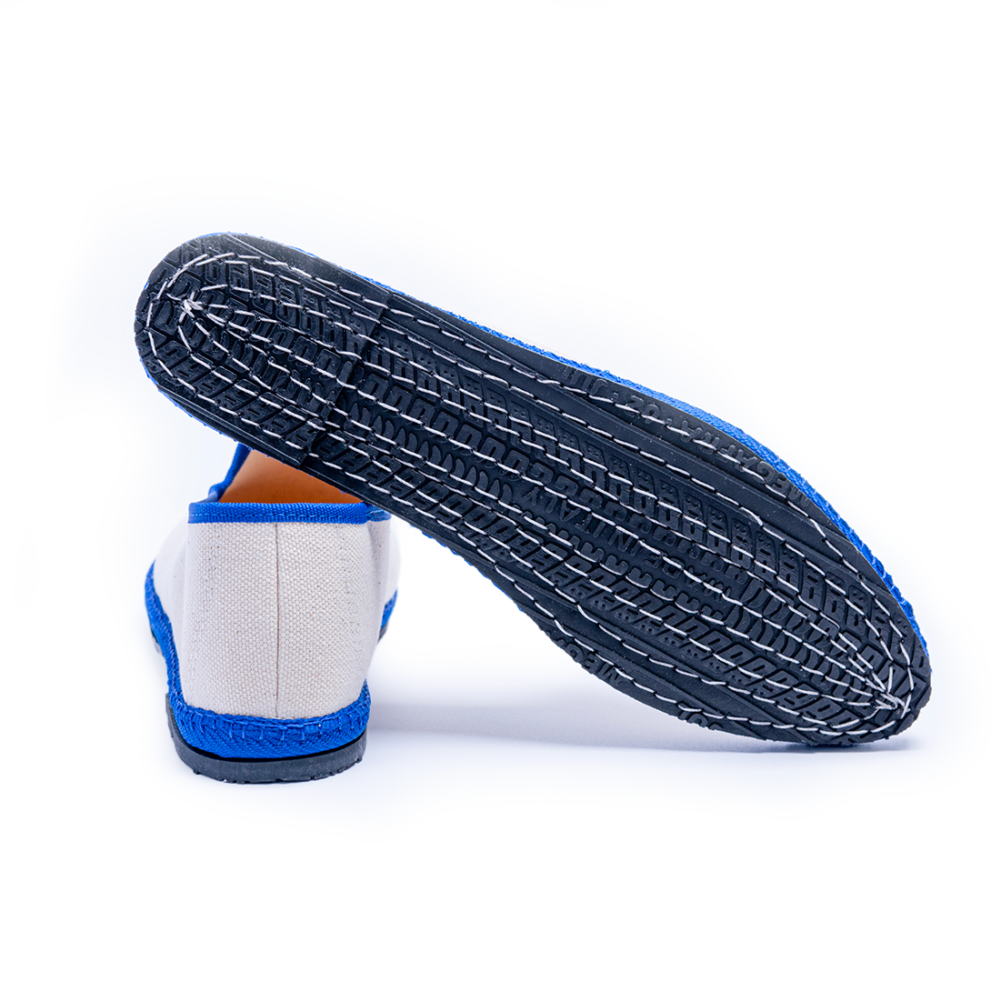 Friulane Paradisio – Cremeweiß | Blauer Zopf - Leinwand 