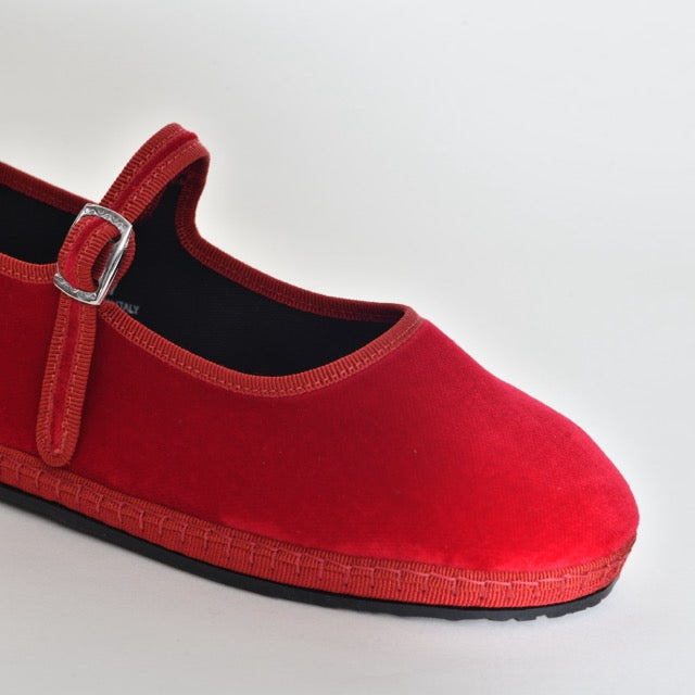 Mary Jane | Cardinal Red 