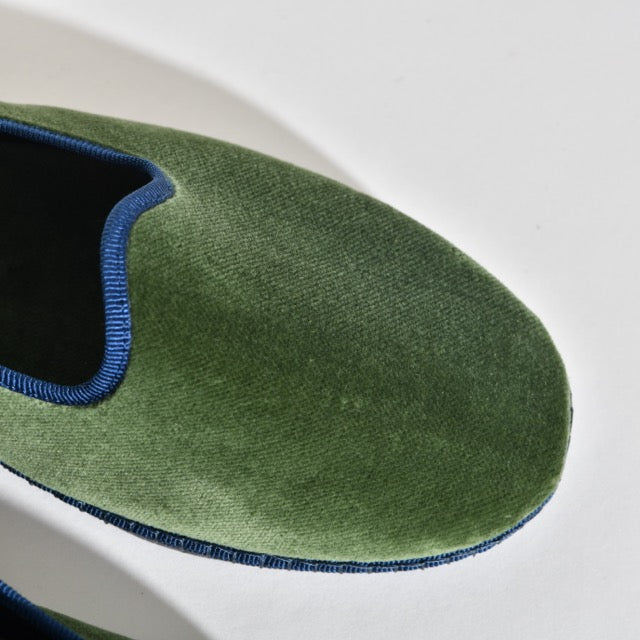 Friulane – Grasgrün | Blauer Zopf 