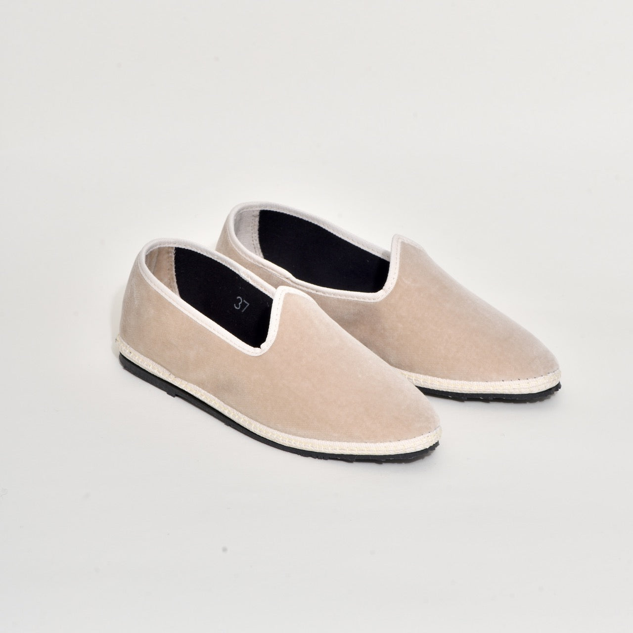 Friulane - Paradisio beige clair I Ganse blanc cassé