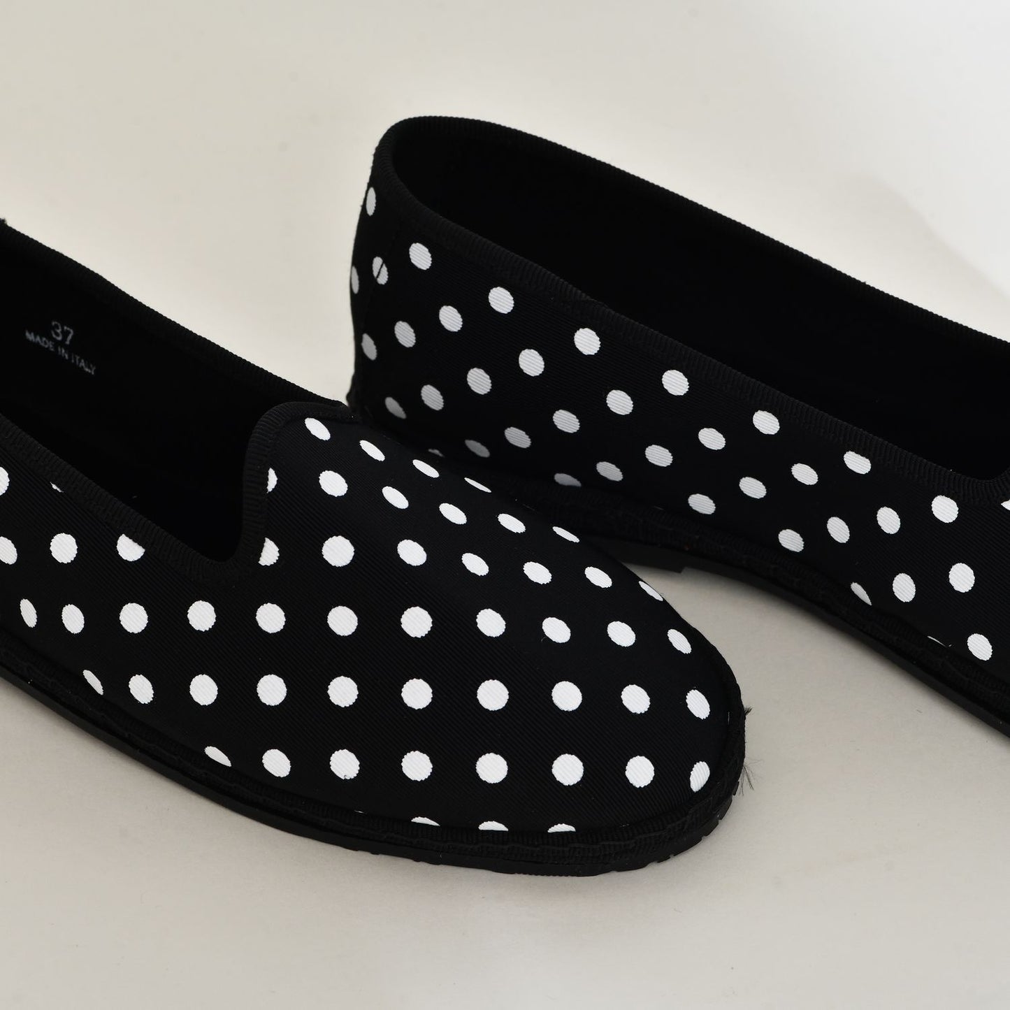 Friulane classique - Toile Noir I Pois blanc
