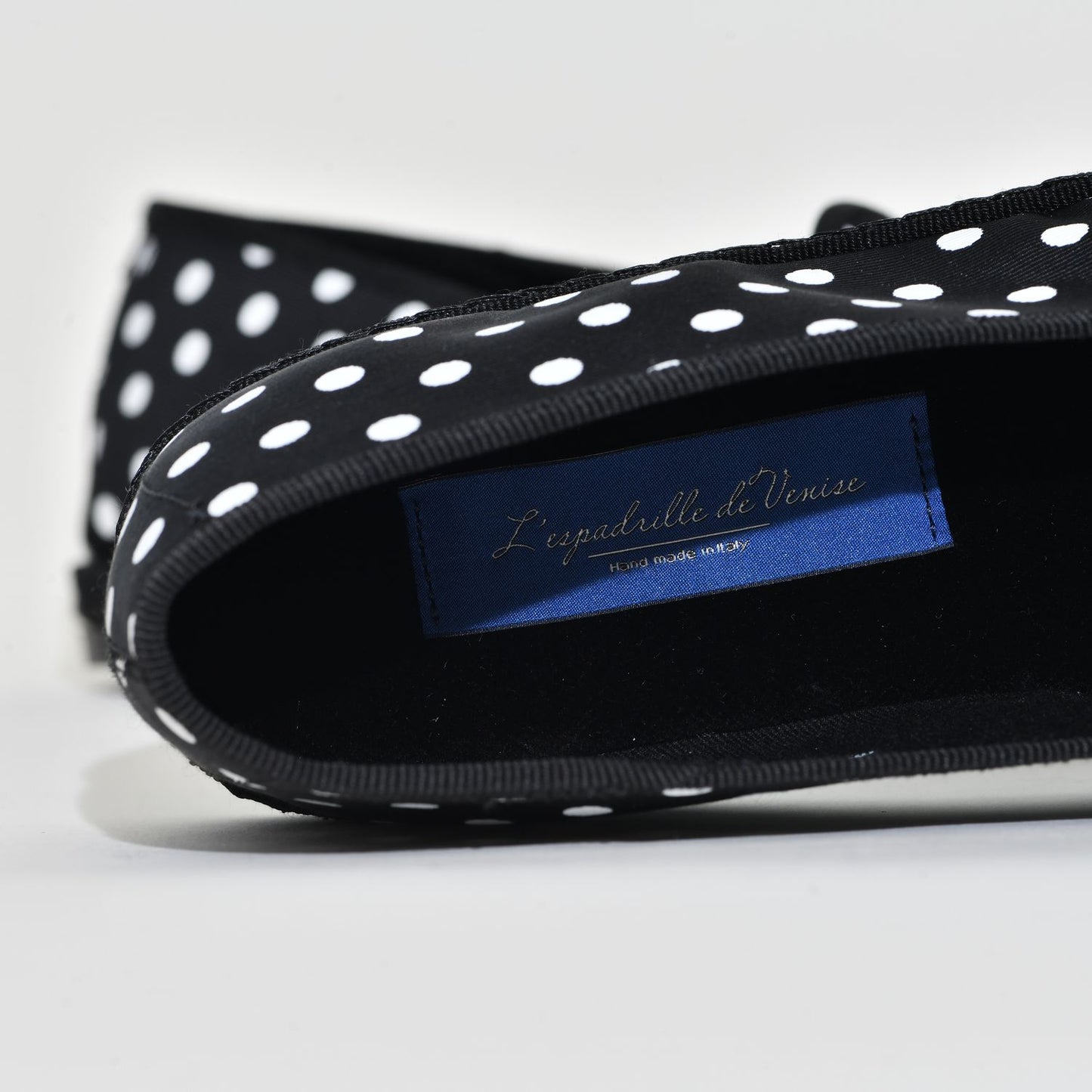 Friulane classique - Toile Noir I Pois blanc