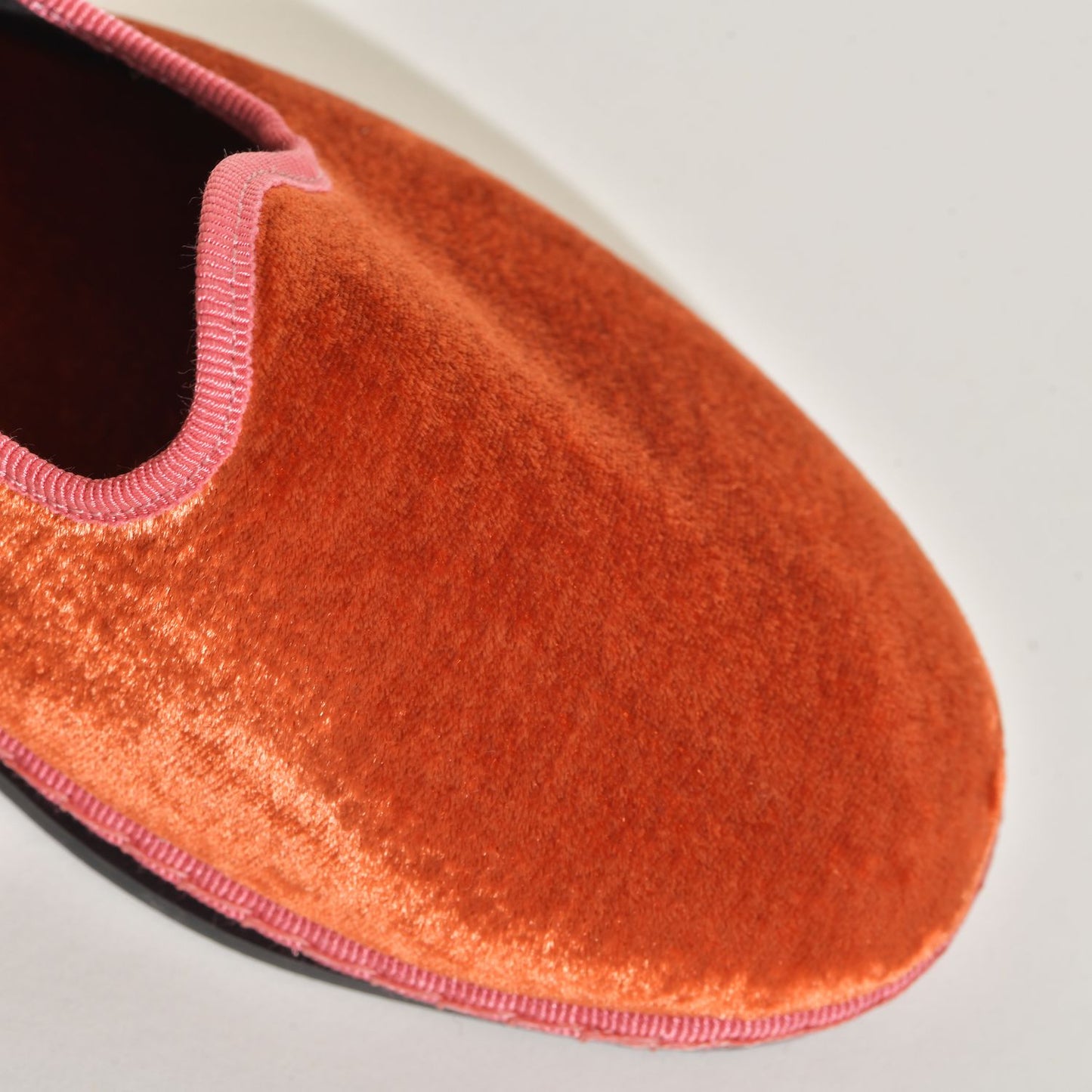 Friulane Classique. Velours soyeux orangé I Ganse bruciato