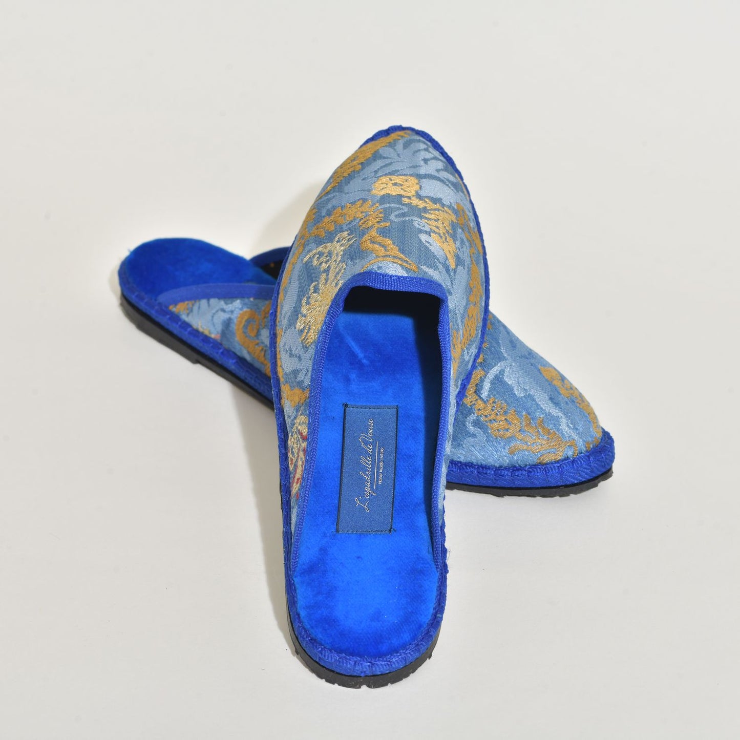 Friulane sabot - Tissu L. Bevilacqua - Fond bleu motifs dorés et rouge