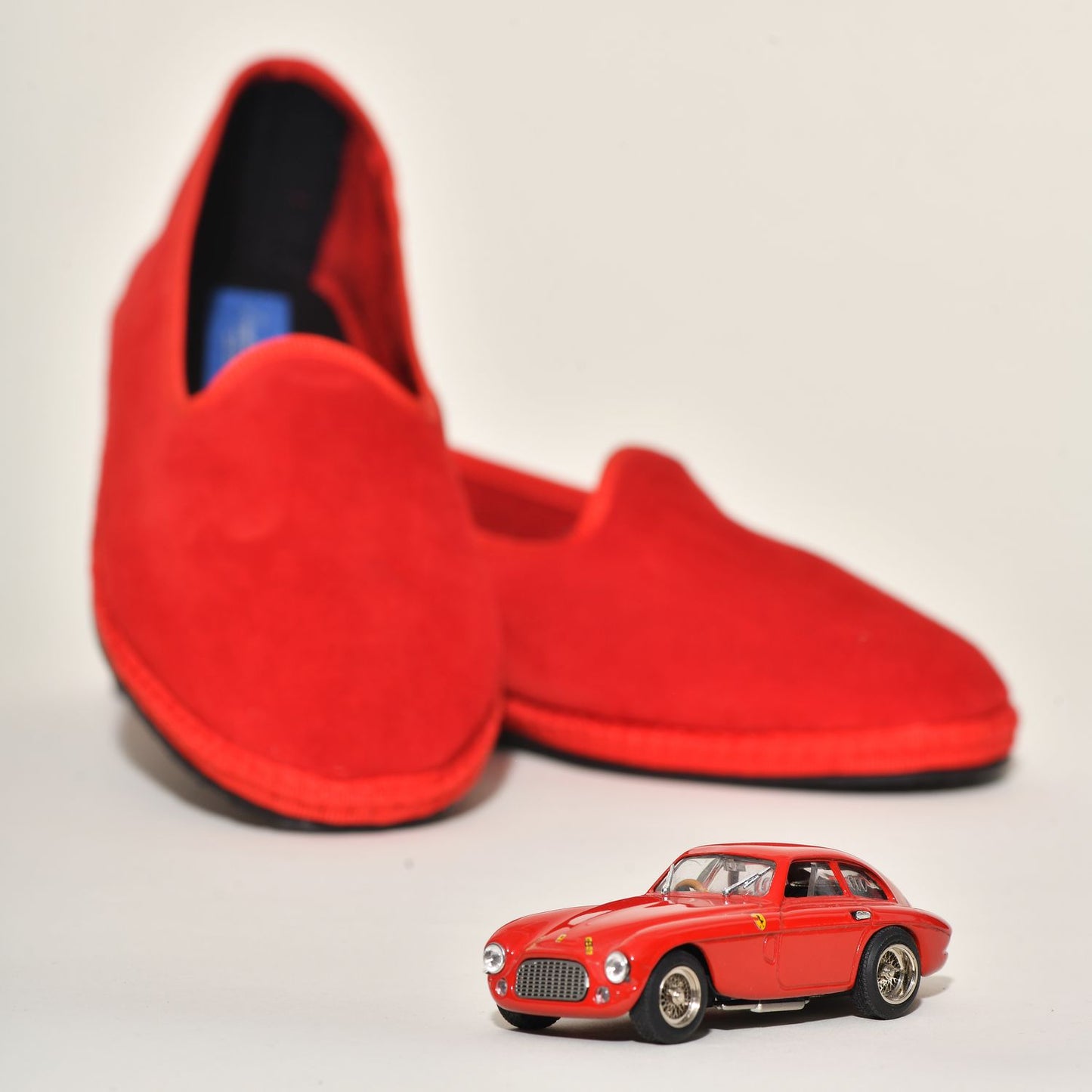 Friulane Daim - Rouge ferrari I Pour Elle & Lui