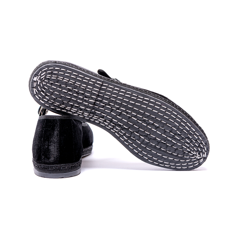 Mary Jane – Seidiges Schwarz | Schwarzer Zopf 