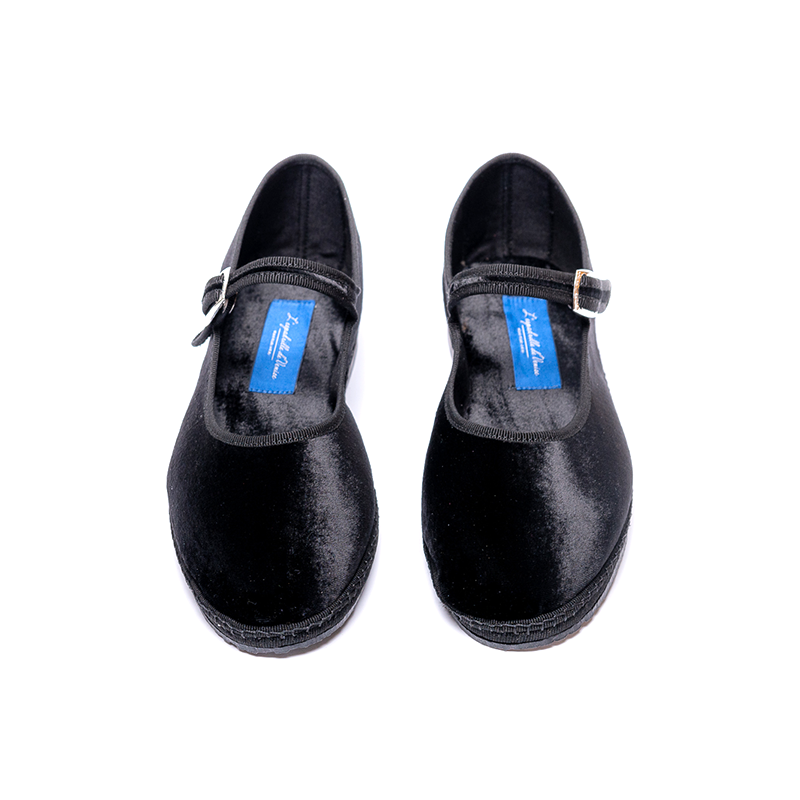 Mary Jane – Seidiges Schwarz | Schwarzer Zopf 