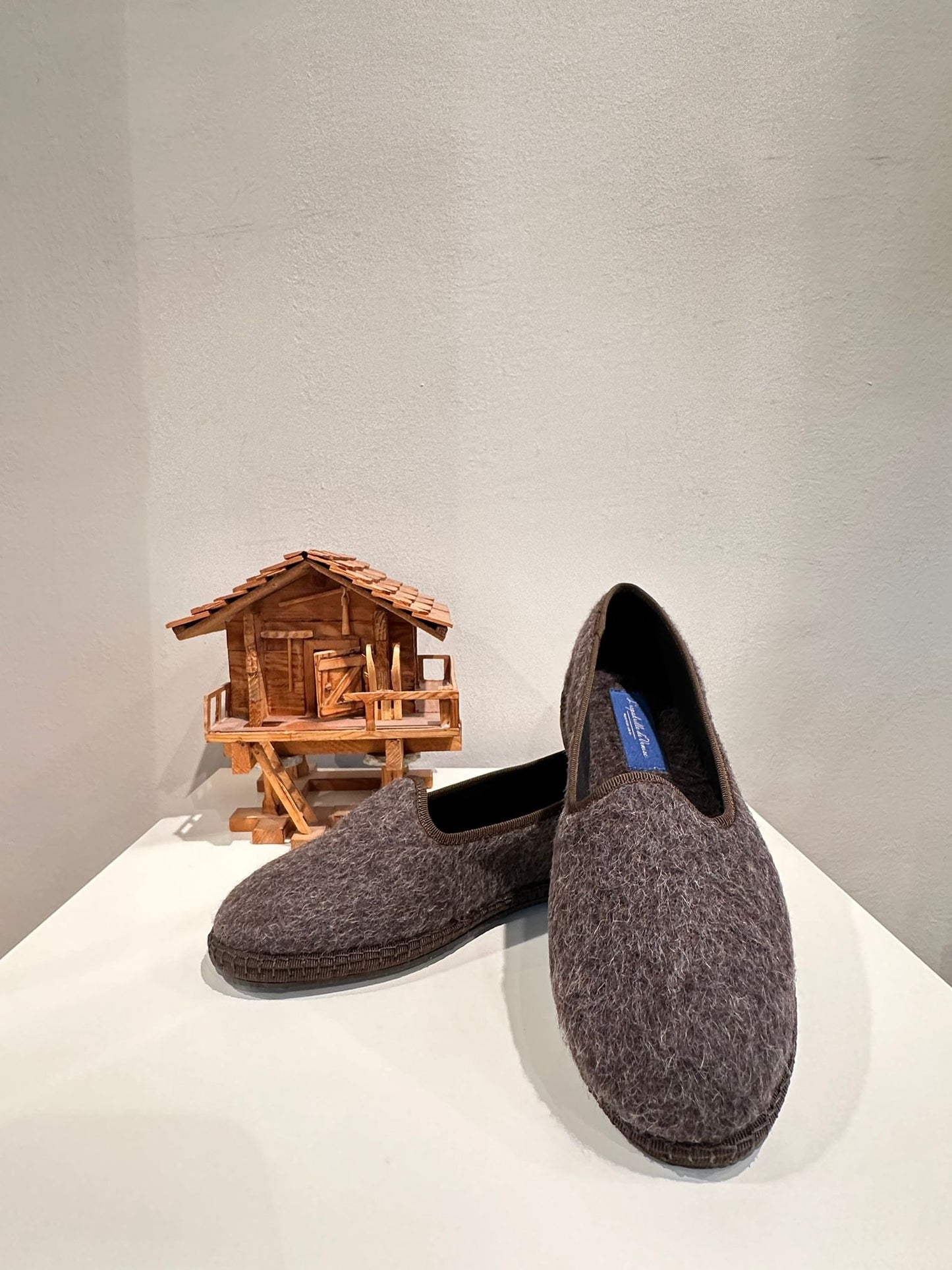 Friulane – EXCELLENCE-Serie | ALPAKA Dunkelbraun 